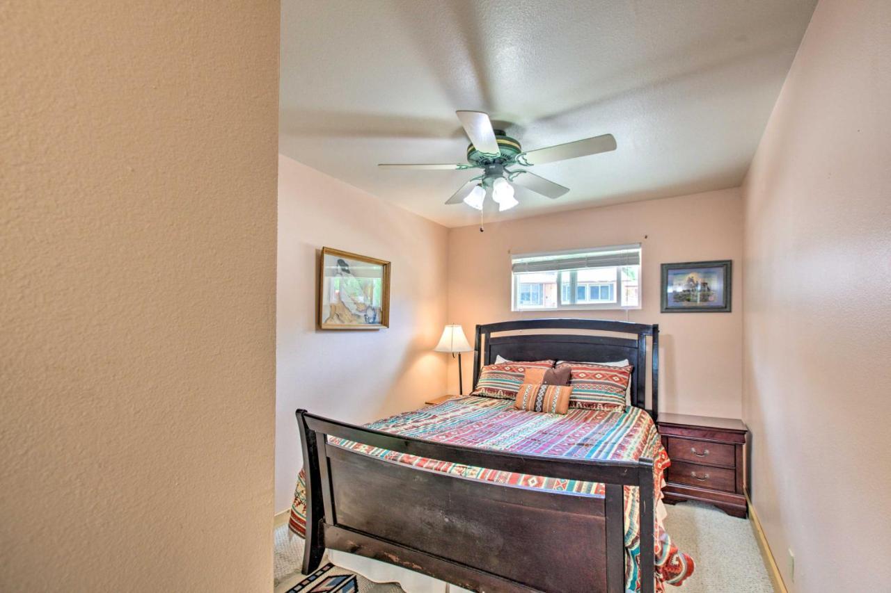 Red River Ski Condo On Main St - Mtn View! Bagian luar foto